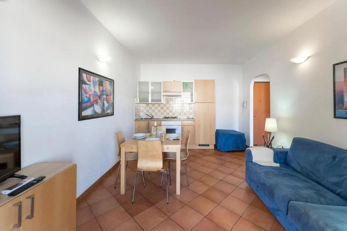 Relaxing Cristal Bedroom Apartment Sleeps Nui1501 Santa Teresa Gallura